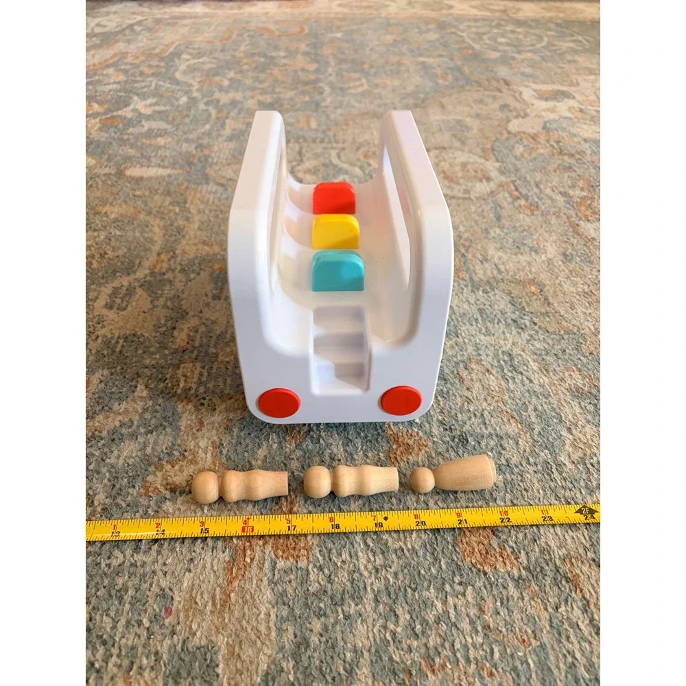 Lovevery Wheel Around Town Bus Montessori Toy with Peg People
